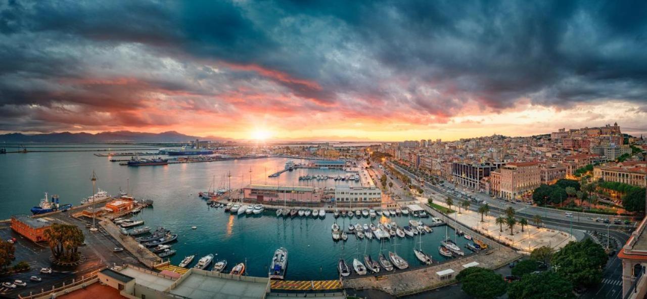 Sunshine Apartment - Appartamento Vicino Al Mare, Cagliari, Sardinia Eksteriør billede