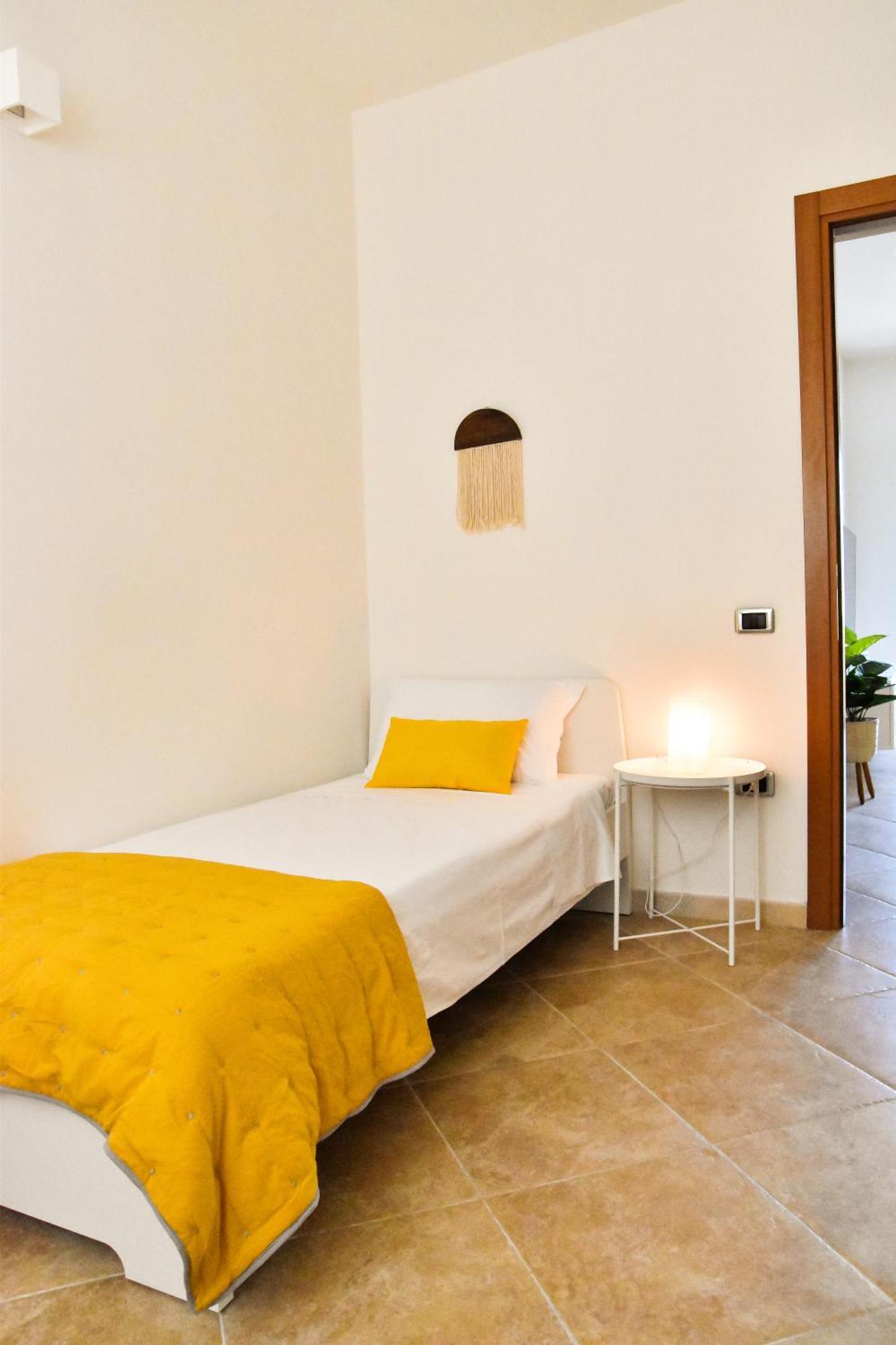 Sunshine Apartment - Appartamento Vicino Al Mare, Cagliari, Sardinia Eksteriør billede