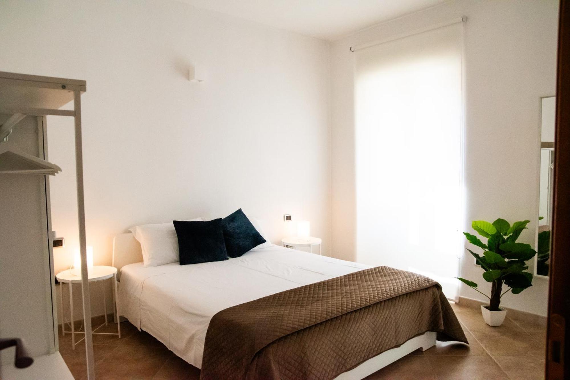 Sunshine Apartment - Appartamento Vicino Al Mare, Cagliari, Sardinia Eksteriør billede