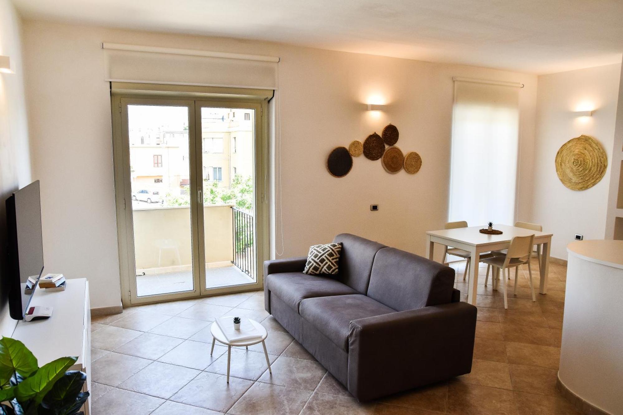 Sunshine Apartment - Appartamento Vicino Al Mare, Cagliari, Sardinia Eksteriør billede
