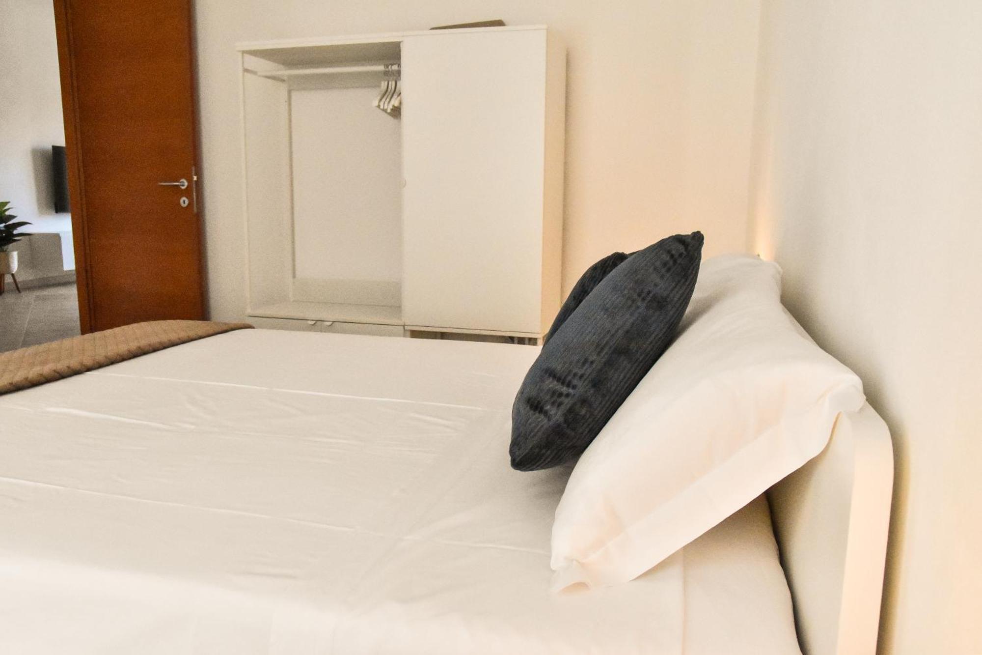 Sunshine Apartment - Appartamento Vicino Al Mare, Cagliari, Sardinia Eksteriør billede